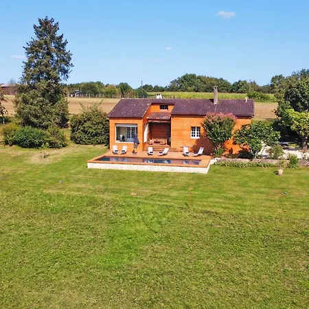 Holiday home Maison Renovee Avec Piscine Privee, 3 A - Fr-1-824-8 Cales (Aquitaine)