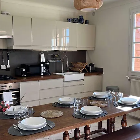 Maison Renovee Avec Piscine Privee, 3 A - Fr-1-824-8 *