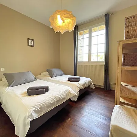 Maison Renovee Avec Piscine Privee, 3 A - Fr-1-824-8 Semesterbostad